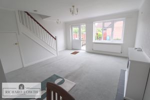 Living Room- click for photo gallery
